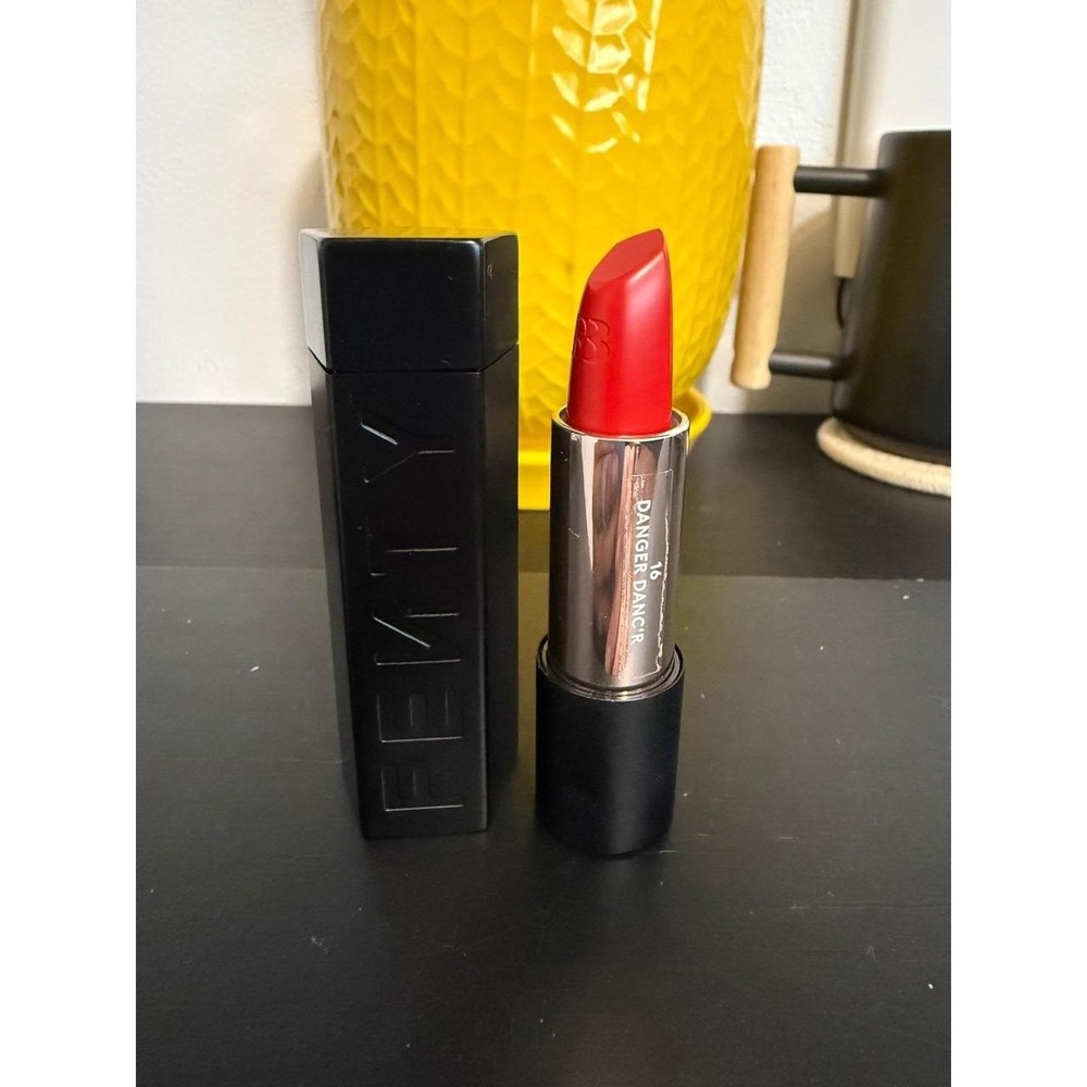 Fenty Beauty Fenty Icon Refillable Semi-Matte Lipstick 16 Danger Danc'r Red